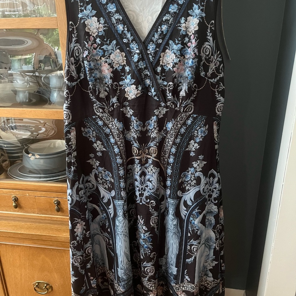 BloomChic Black and Silver Sleeveless Maxi Dress